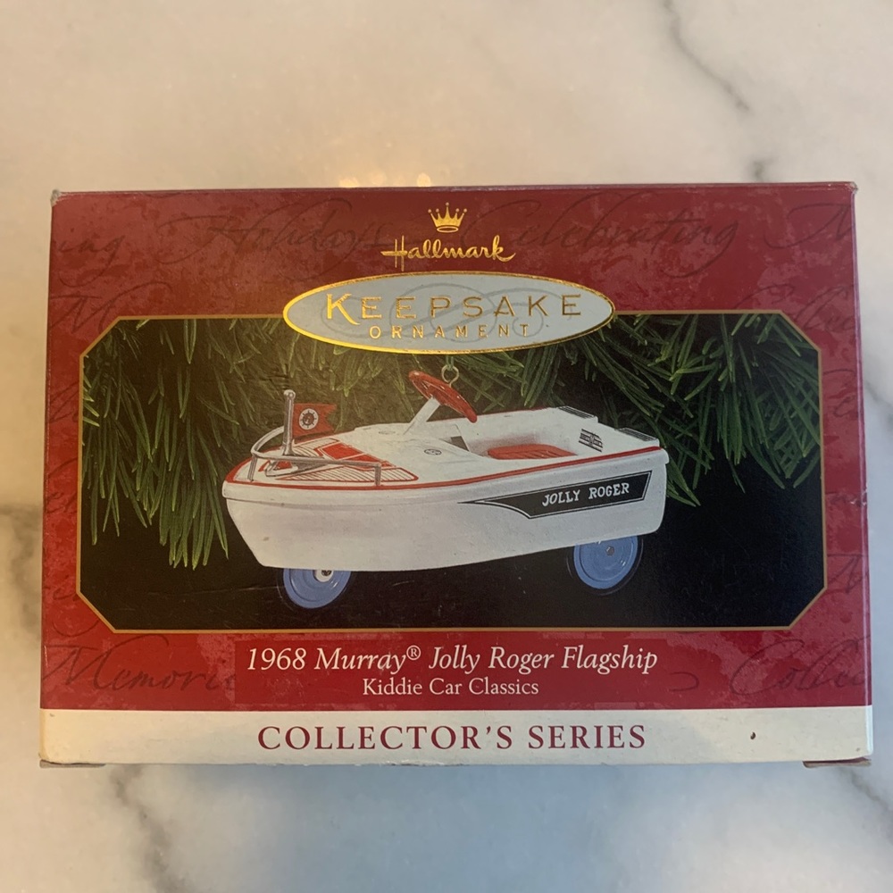 1999 Hallmark Keepsake Ornament "1968 MURRY JOLLY ROGER FLAGSHIP" New in box
